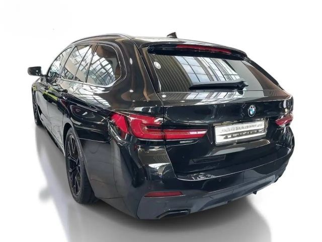 BMW 540 540d M-Sport Touring xDrive