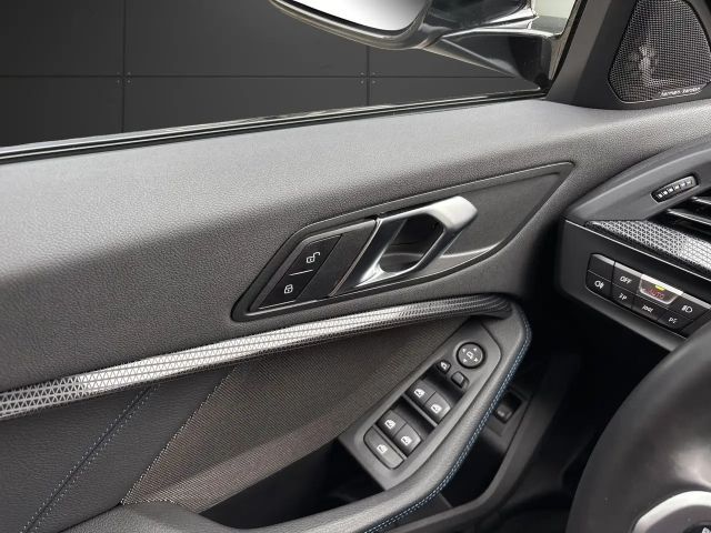 BMW 135 Sedan xDrive