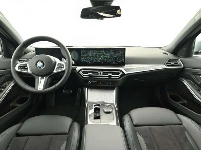 BMW 318 318d M-Sport Sedan