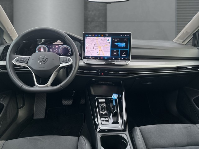 Volkswagen Golf 1.5 eTSI DSG Style Variant