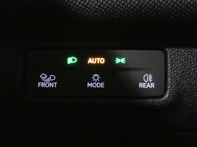 Volkswagen T-Roc 1.5 eTSI DSG Life Plus