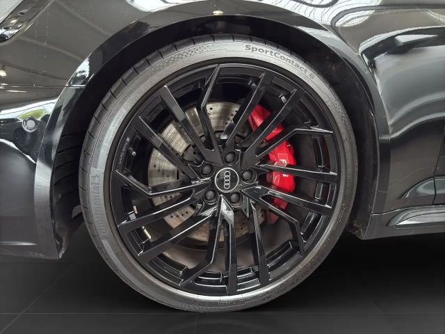 Audi RS4 Avant Quattro