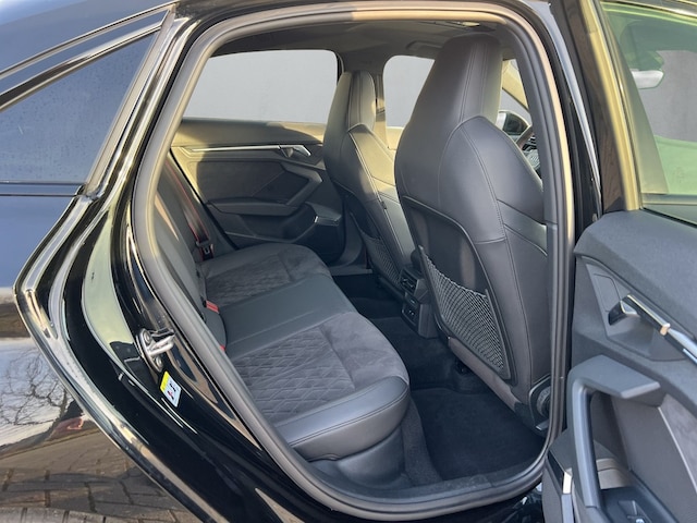 Audi RS3 Quattro S-Tronic Sedan