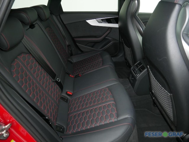 Audi RS4 Avant Quattro