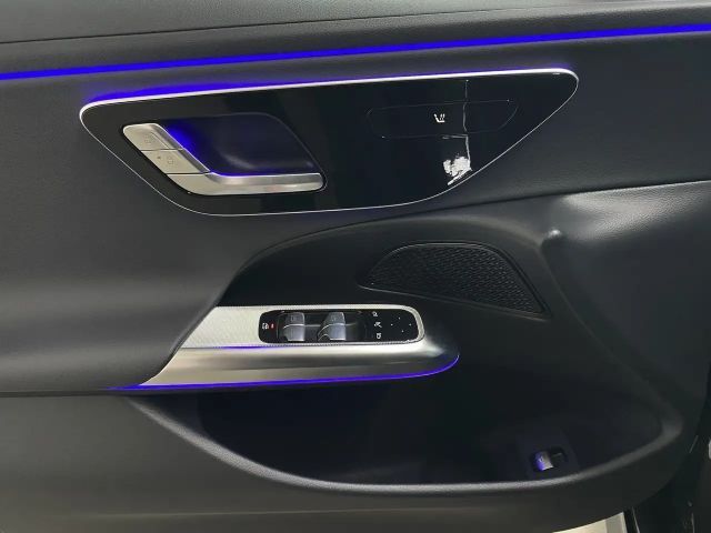 Mercedes-Benz E 200 AVANTGARDE Estate