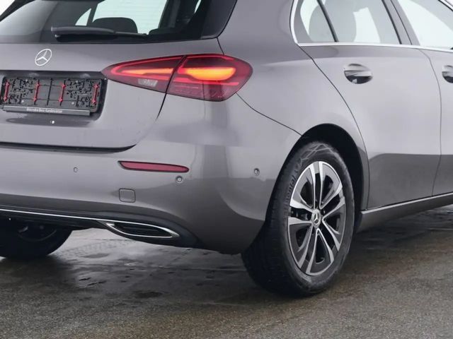 Mercedes-Benz A 180 Progressive