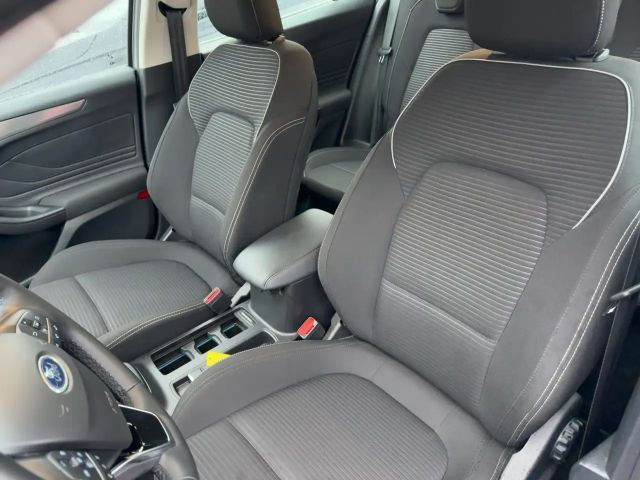 Ford Focus EcoBoost Titanium Wagon