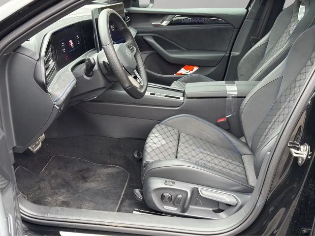 Volkswagen Passat R-Line eHybrid