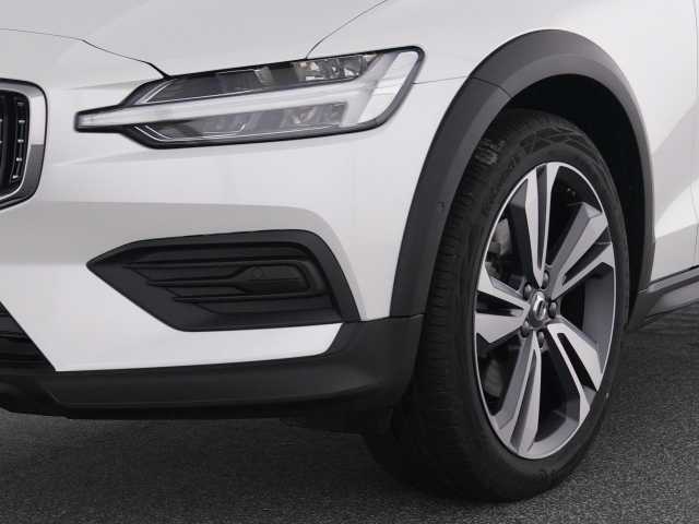 Volvo V60 Cross Country CC