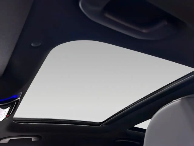 Mercedes-Benz C 200 AMG Line Sedan