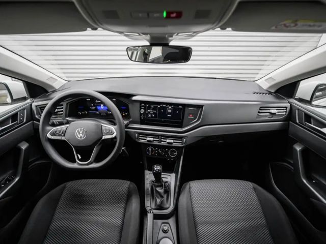 Volkswagen Polo 1,0 MPI Base