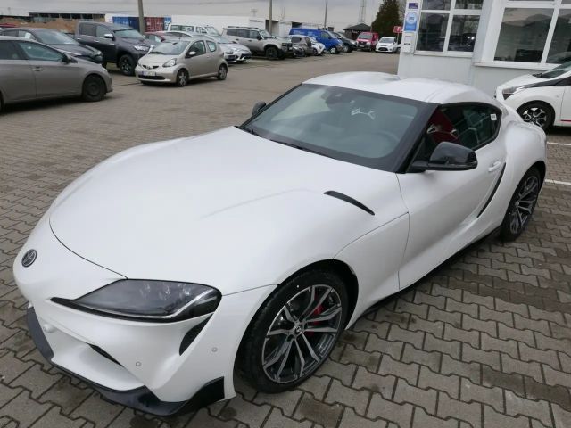 Toyota Supra Dynamic