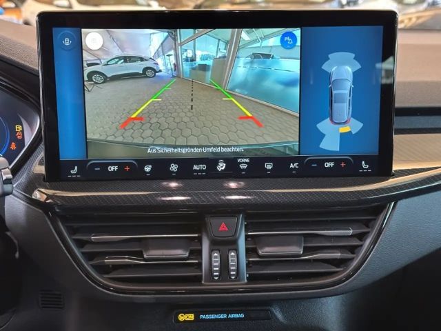 Ford Focus ST Line Wagon