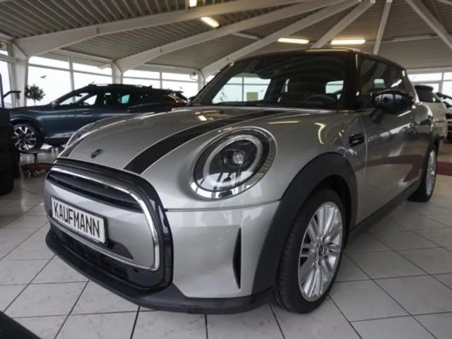 MINI Cooper COOPER 1,5 CAMDEN LEDER NAVI LED SHZ TEMPOMAT 17"