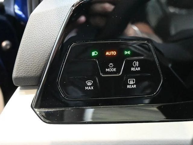 Volkswagen Golf DSG Life