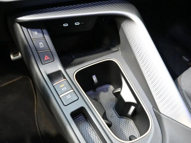 Cupra Terramar 1.5 e-Hybrid