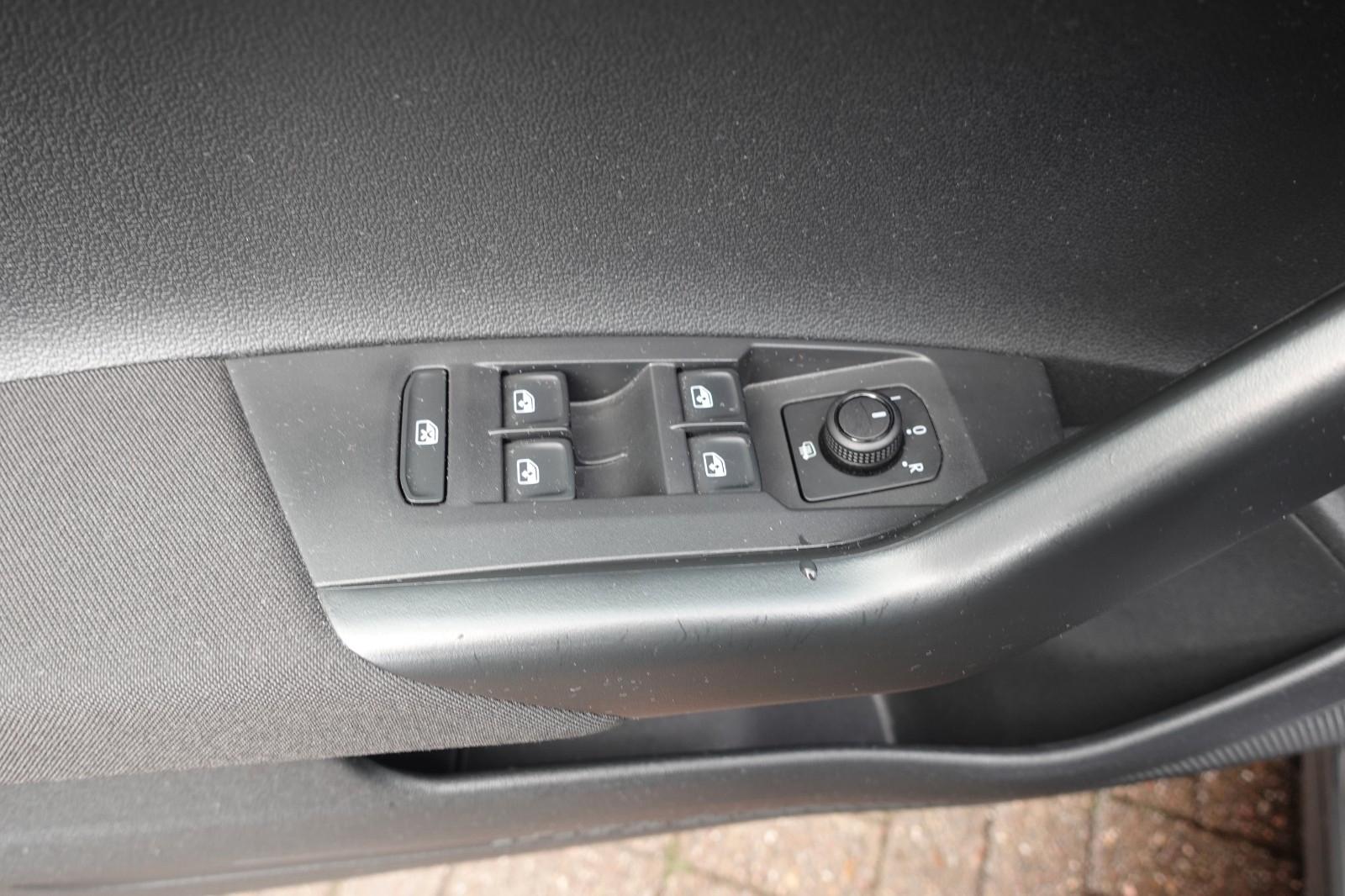 Volkswagen Taigo 1,0 TSI AppC. Sitzh. LED