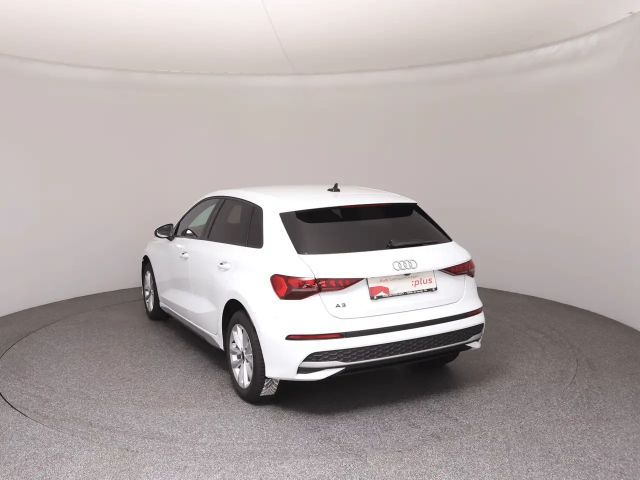 Audi A3 30 TFSI Sedan