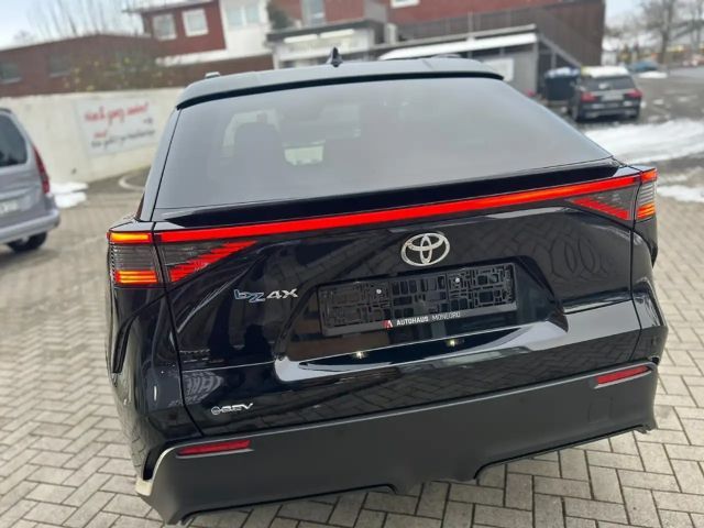 Toyota bZ4X Teamplayer 73 kWh LED ACC 360°SHZ 2026!
