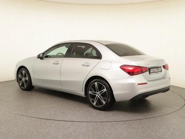 Mercedes-Benz A 180 Progressive