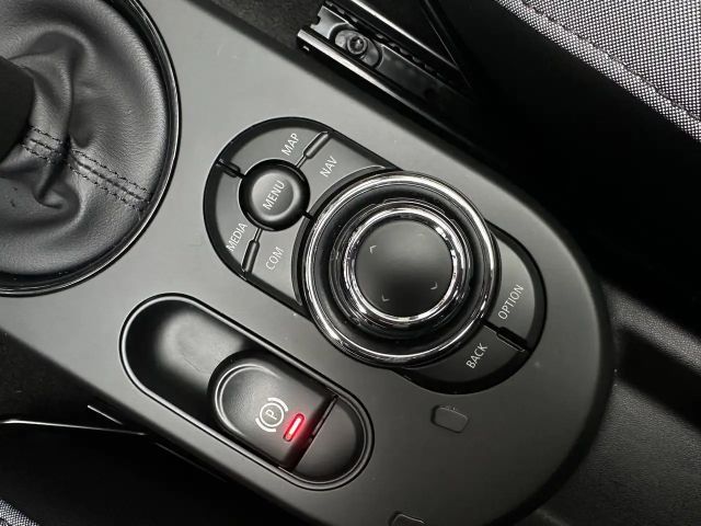 MINI Cooper S Cabrio Cooper S Cabrio JCW Trim DA PA RFK ACC HuD LED