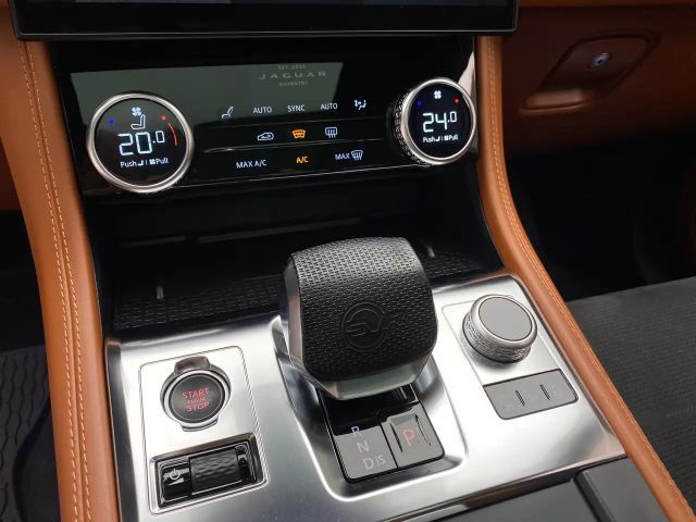 Jaguar F-Pace AWD SVR