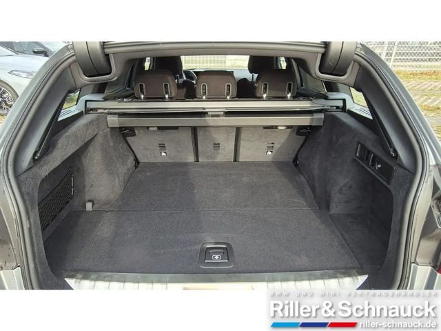 BMW 330 330e M-Sport Touring