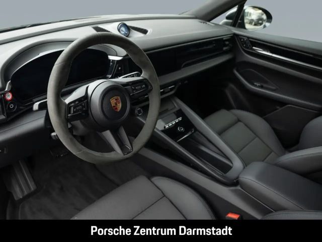 Porsche Macan 4