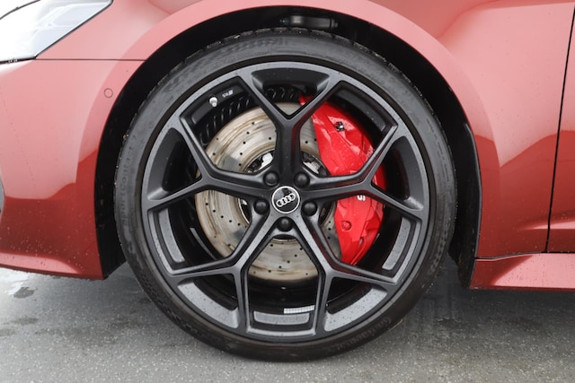 Audi A6 e-tron Avant Performance Quattro