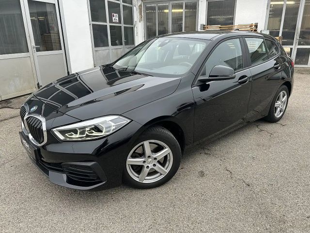BMW 116 116d Sedan