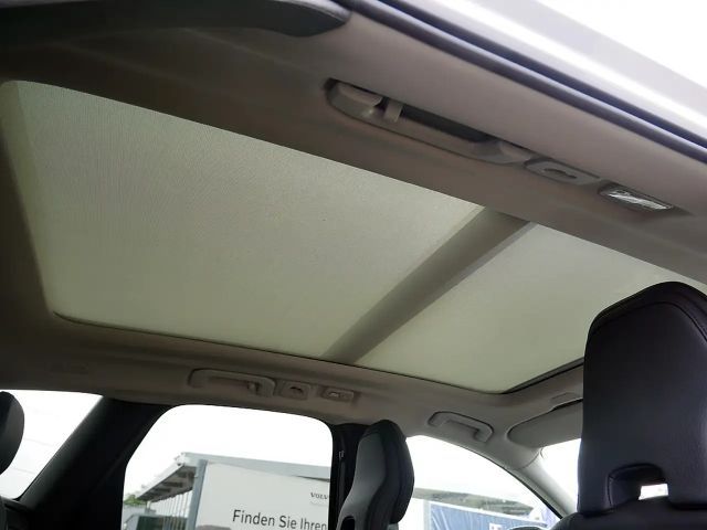 Volvo XC60 AWD Dark Recharge T8 Ultra