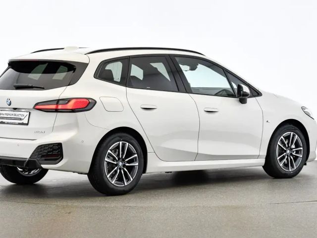BMW 218 218d Active Tourer Sedan