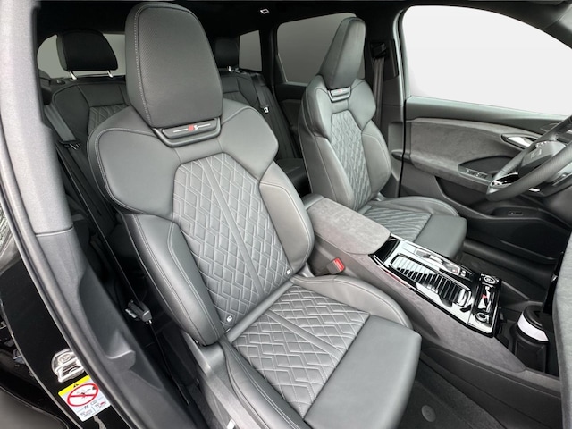 Audi Q6 e-tron Quattro