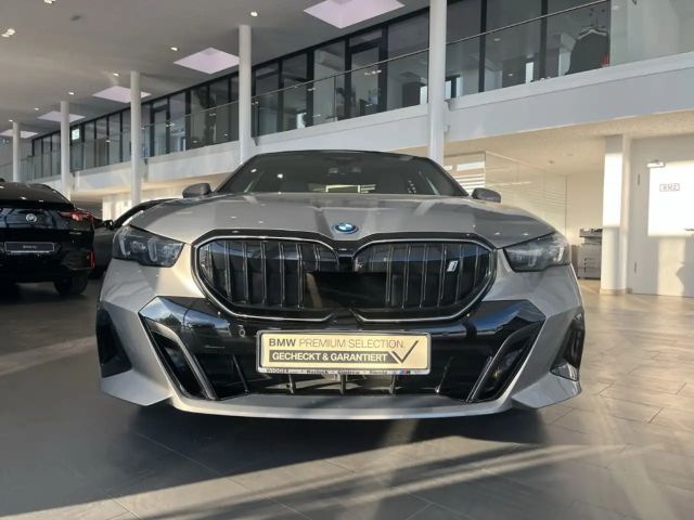 BMW i5 M-Sport Sedan eDrive40