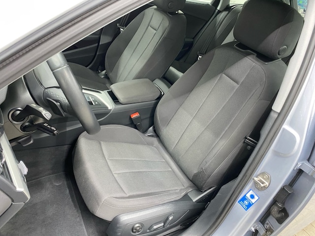 Audi A4 40 TDI Avant S-Tronic