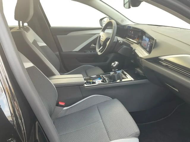 Opel Astra 1.2 Turbo Edition Turbo