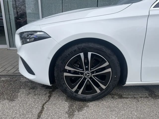 Mercedes-Benz A 180 Progressive