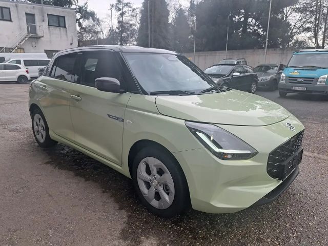 Suzuki Swift Hybrid Shine