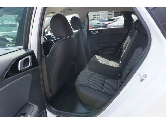 Kia Ceed 1.0T 100 48V Ultimate DCT Navi Indukt. Kamera SHZ