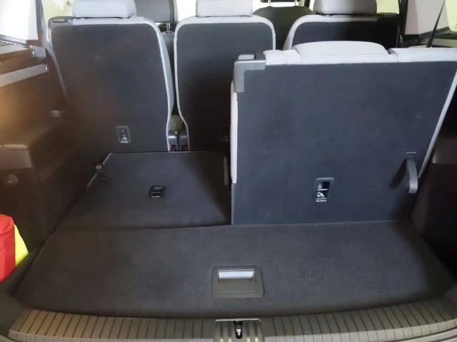 Volkswagen Touran DSG Highline