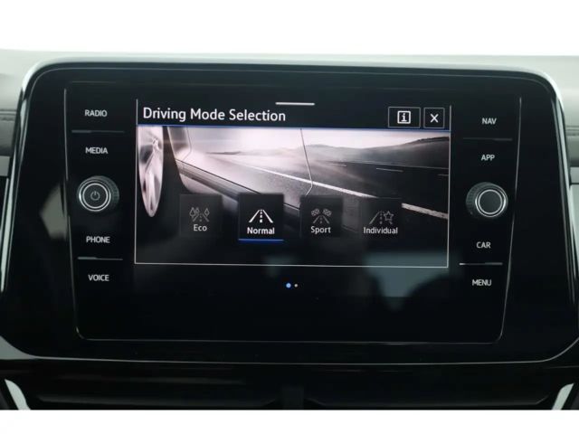 Volkswagen T-Roc 1.5 TSI DSG R-Line