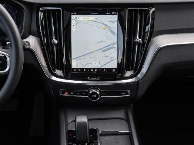 Volvo V60 Cross Country AWD Plus