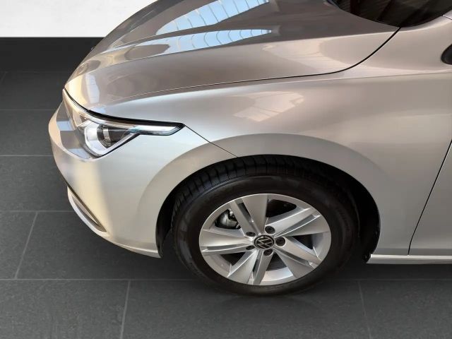 Volkswagen Golf 1.5 eTSI DSG Life Variant