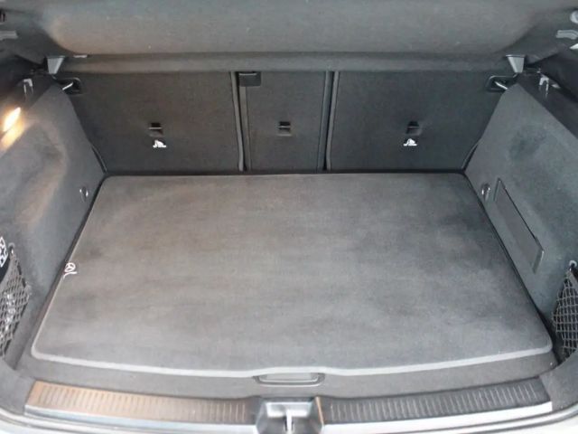 Mercedes-Benz B 220 4MATIC Progressive