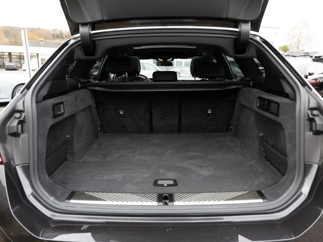 BMW 540 540d M-Sport Touring xDrive