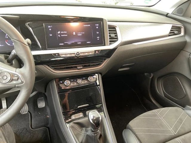 Opel Grandland X 1.2 Turbo