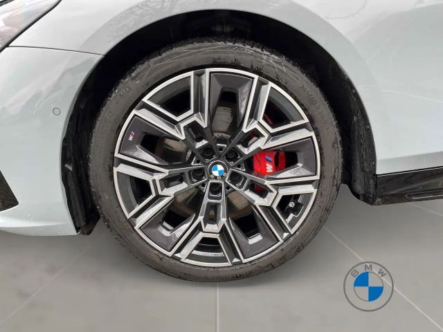 BMW 540 540d M-Sport Touring xDrive