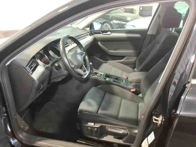 Volkswagen Passat 2.0 TDI Business DSG Variant