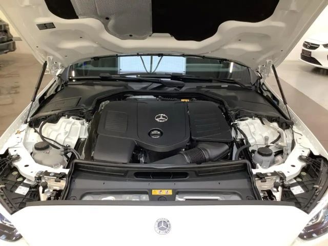 Mercedes-Benz C 180 AMG Line Sedan