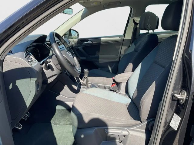 Volkswagen Tiguan 1.5 TSI IQ.Drive